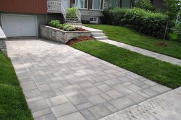 Driveway and Walkway in Unistone